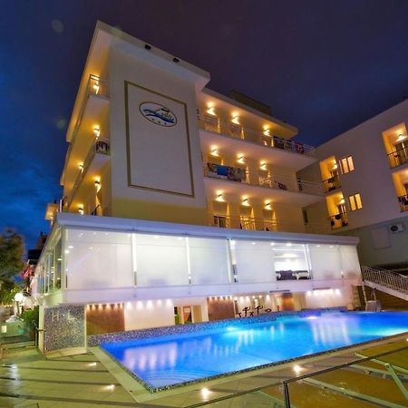 Hotel Lido カットーリカ エクステリア 写真