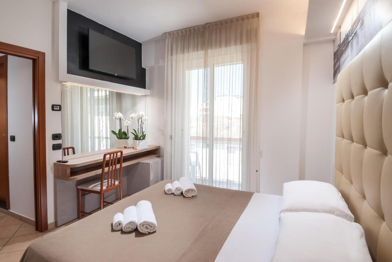 Hotel Lido カットーリカ エクステリア 写真