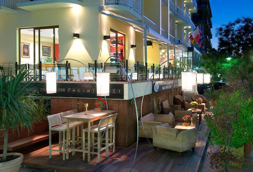 Hotel Lido カットーリカ エクステリア 写真