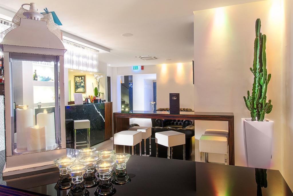 Hotel Lido カットーリカ エクステリア 写真